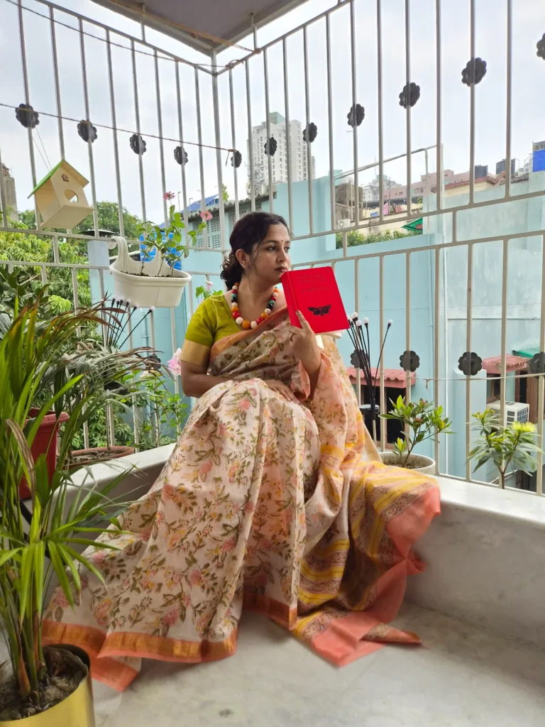 enchanting floral maheshwari silk cotton saree | lightweight peach & yellow handloom ethnic wear