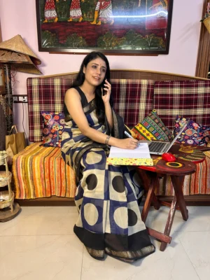 elegant navy blue & beige geometric print silk cotton saree | handloom breathable ethnic wear for women