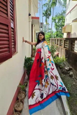 Hand-Painted Pure Bishnupuri Silk Saree in Off-White with Vibrant Floral Art